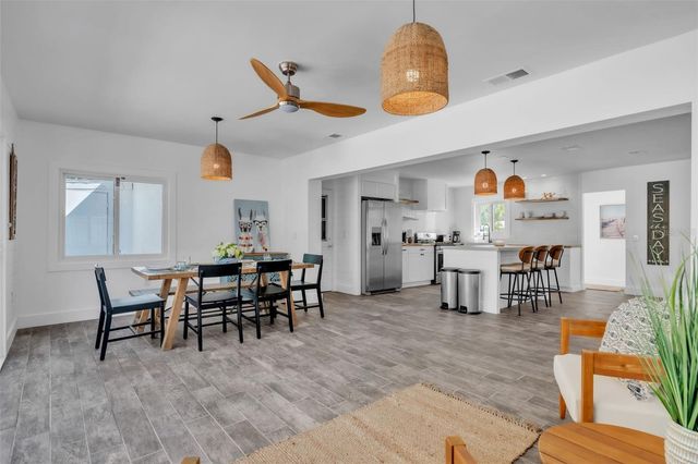 155 CRESCENT DRIVE, Anna Maria, FL 34216