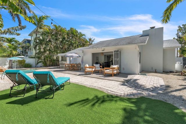 155 CRESCENT DRIVE, Anna Maria, FL 34216