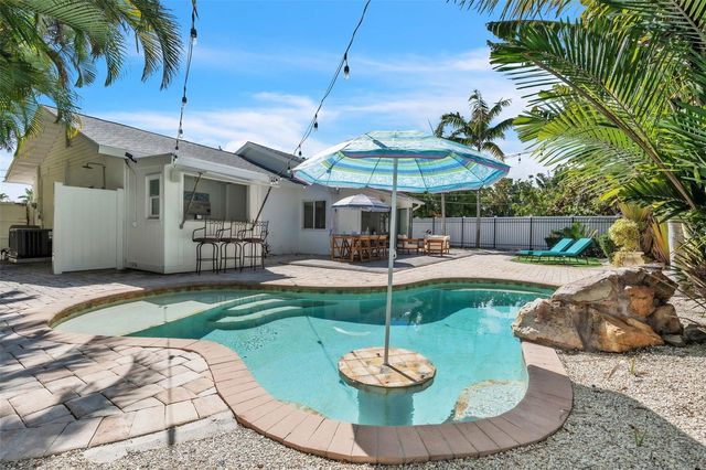 155 CRESCENT DRIVE, Anna Maria, FL 34216