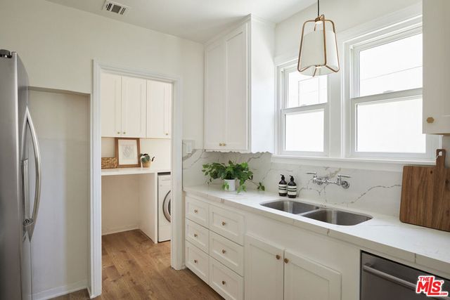 938 N Wetherly Drive, West Hollywood, CA 90069