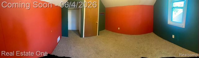 25963 Powers Avenue, Dearborn Heights, MI 48125