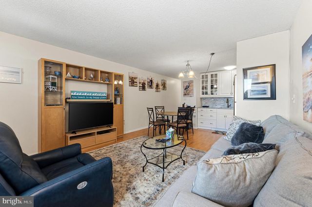 1008 WESLEY AVE, Ocean City, NJ 08226