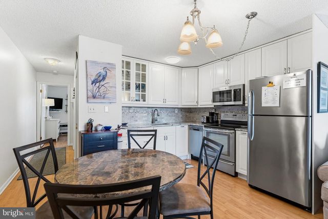 1008 WESLEY AVE, Ocean City, NJ 08226