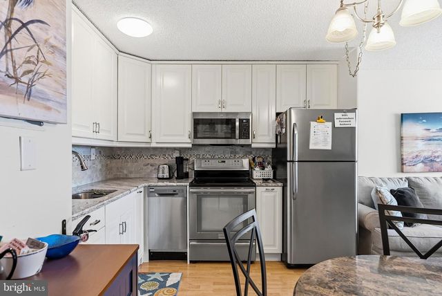 1008 WESLEY AVE, Ocean City, NJ 08226