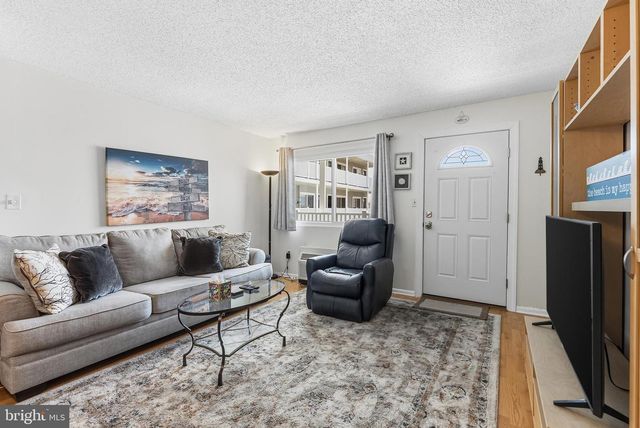 1008 WESLEY AVE, Ocean City, NJ 08226