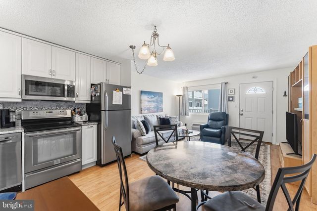 1008 WESLEY AVE, Ocean City, NJ 08226