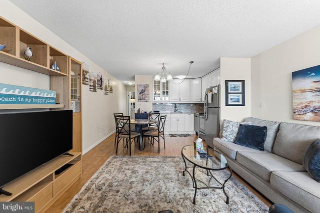 1008 WESLEY AVE, Ocean City, NJ 08226