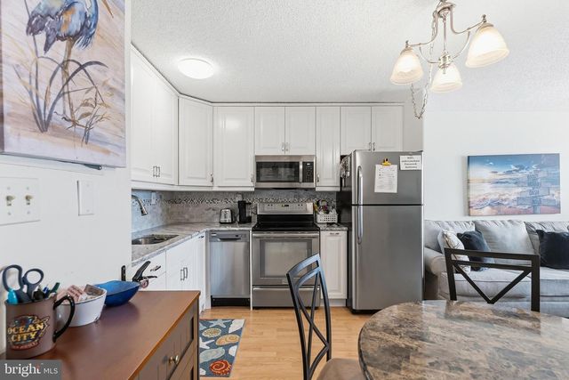 1008 WESLEY AVE, Ocean City, NJ 08226