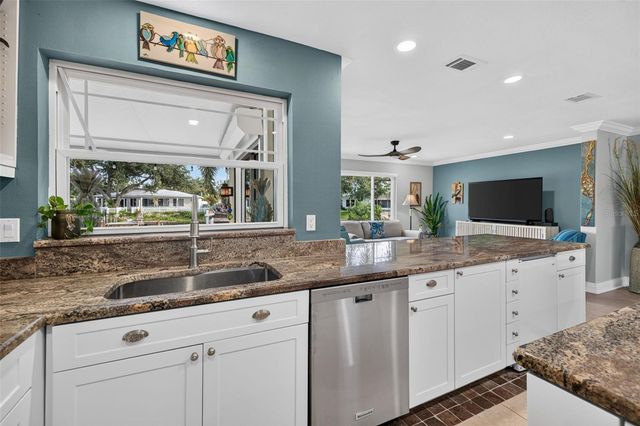 1484 47TH AVENUE NE, St Petersburg, FL 33703