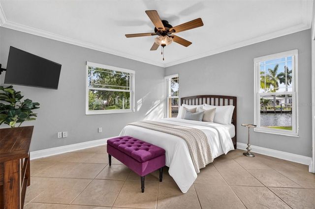 1484 47TH AVENUE NE, St Petersburg, FL 33703