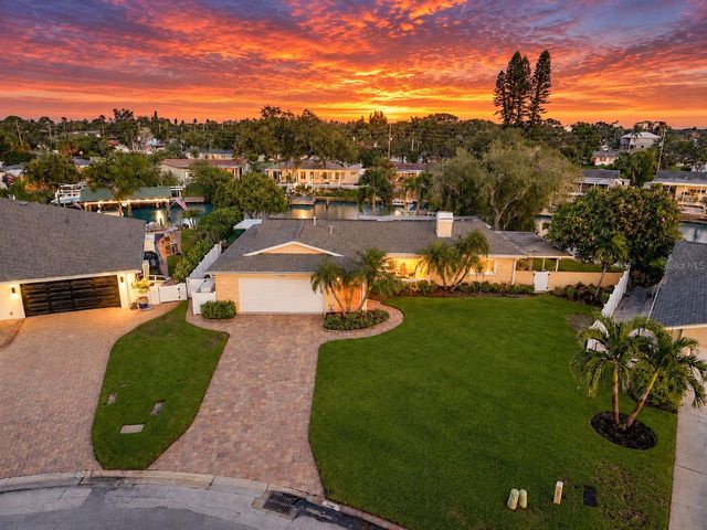 1484 47TH AVENUE NE, St Petersburg, FL 33703