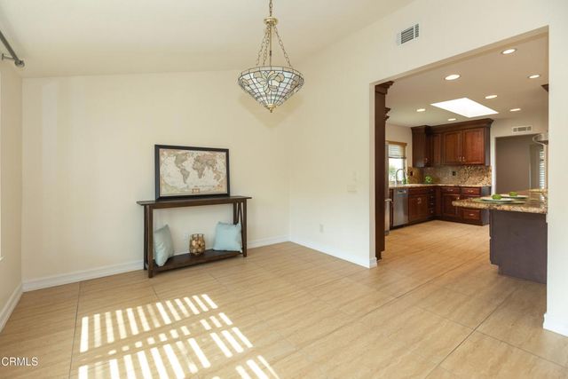 17106 Village 17, Camarillo, CA 93012