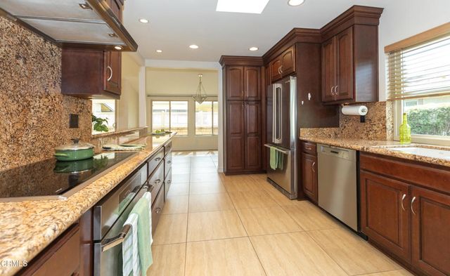 17106 Village 17, Camarillo, CA 93012