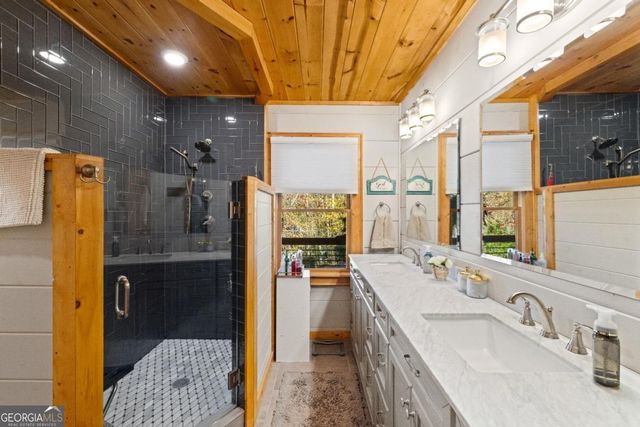 60 Ford Road 14, Blue Ridge, GA 30513