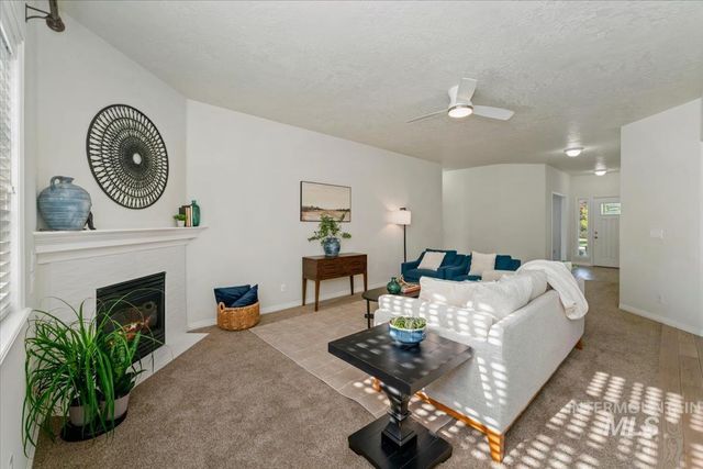 6252 N Royal Park Ave, Boise, ID 83713