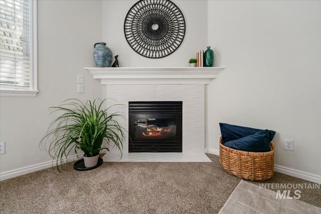 6252 N Royal Park Ave, Boise, ID 83713