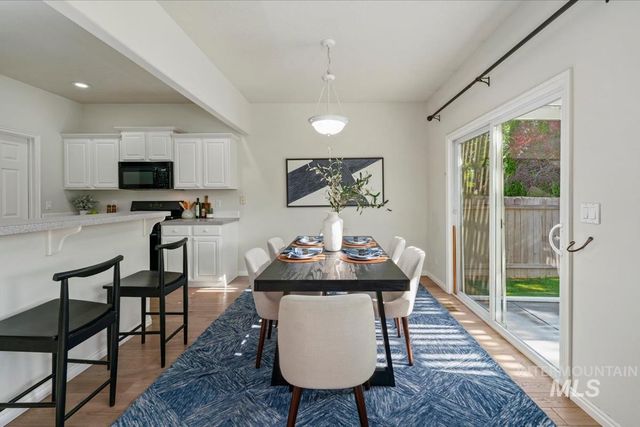 6252 N Royal Park Ave, Boise, ID 83713