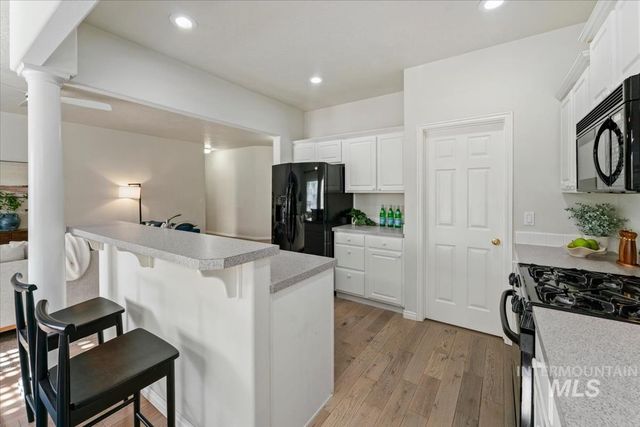 6252 N Royal Park Ave, Boise, ID 83713