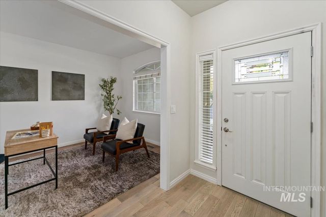6252 N Royal Park Ave, Boise, ID 83713