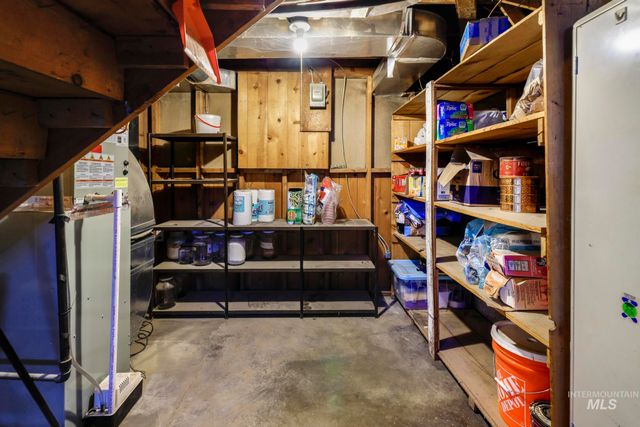 385 W Filer Ave, Twin Falls, ID 83301