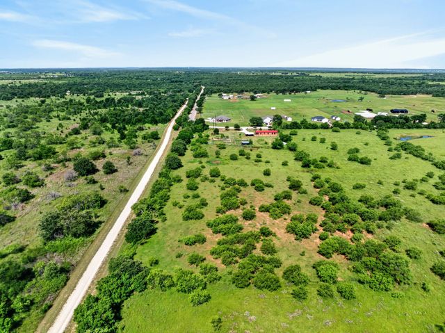 2401 Lamkin Road, Mineral Wells, TX 76067