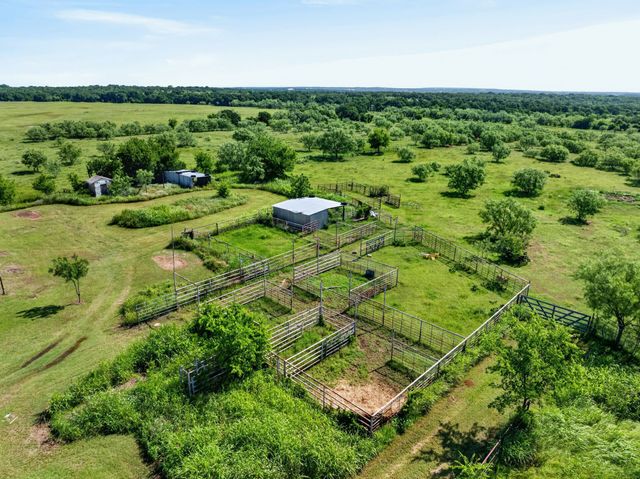 2401 Lamkin Road, Mineral Wells, TX 76067