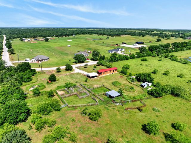 2401 Lamkin Road, Mineral Wells, TX 76067