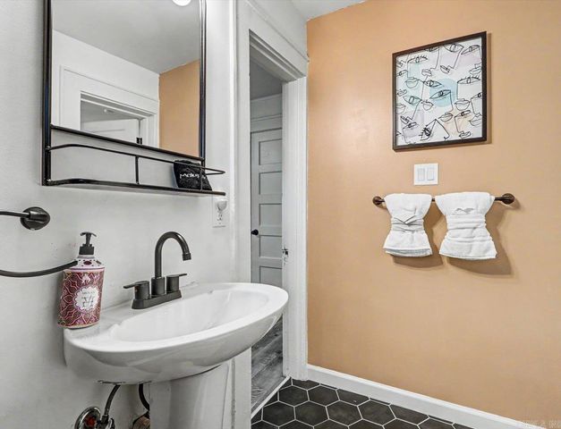 119 Poplar Street, Hot Springs, AR 71901