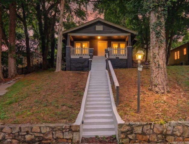 119 Poplar Street, Hot Springs, AR 71901