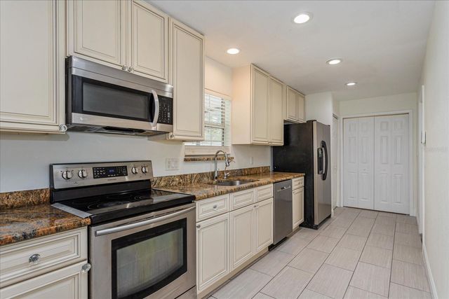 414 TRANQUILLE OAKS DRIVE, Ocoee, FL 34761