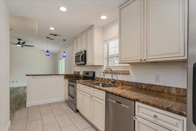 414 TRANQUILLE OAKS DRIVE, Ocoee, FL 34761