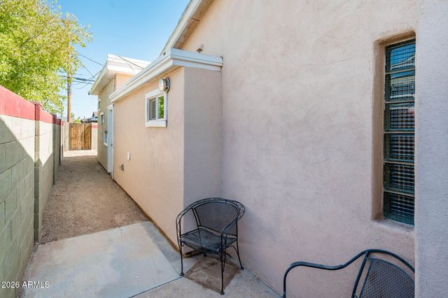 7408 E TAYLOR Street, Scottsdale, AZ 85257