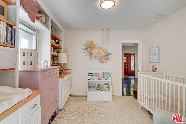 1398 N Serrano Avenue, Los Angeles, CA 90027