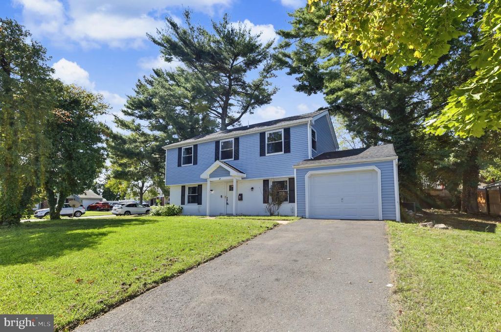 47 MANDOLIN LN, Willingboro, NJ 08046 — photo 2