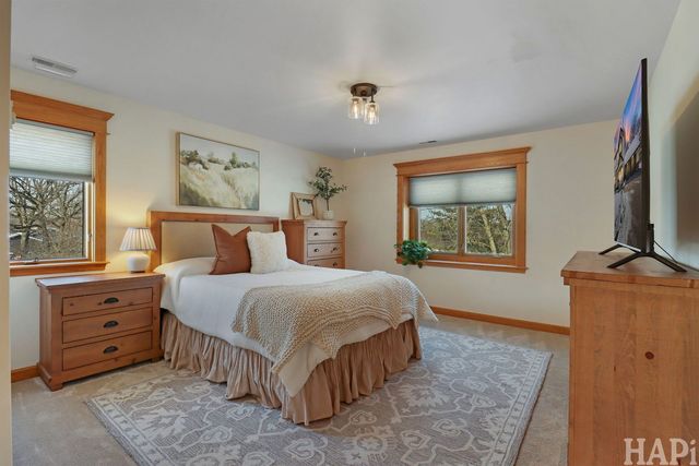 15043 W Buckley Road, Libertyville, IL 60048