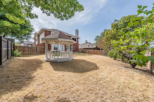 1217 Katy Drive, Saginaw, TX 76131