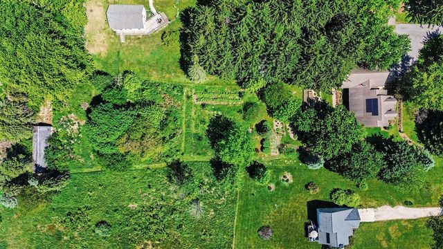 2230 58th Street, Fennville, MI 49408