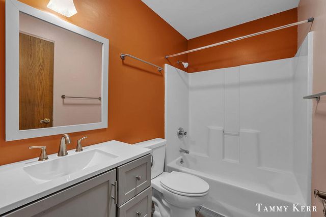 2230 58th Street, Fennville, MI 49408