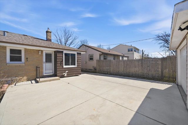 3631 S 81st STREET, Milwaukee, WI 53220