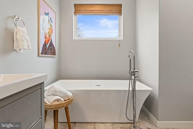 539 MCKEAN ST, Philadelphia, PA 19148