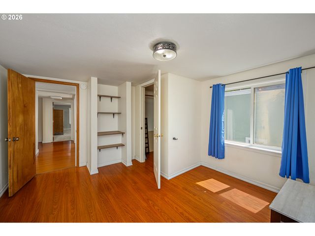 204 19TH St, Springfield, OR 97477