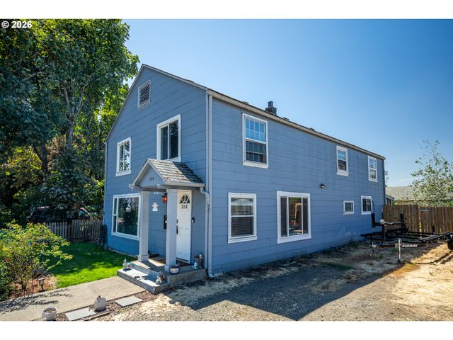 204 19TH St, Springfield, OR 97477