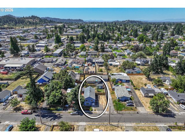 204 19TH St, Springfield, OR 97477