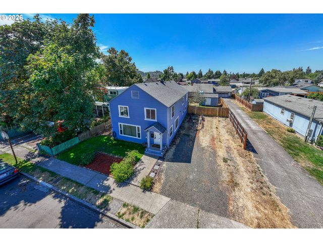 204 19TH St, Springfield, OR 97477