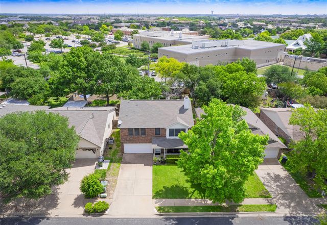 1810 Summer Rain DR, Cedar Park, TX 78613
