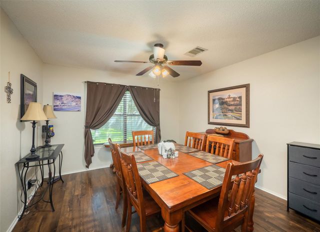 1810 Summer Rain DR, Cedar Park, TX 78613