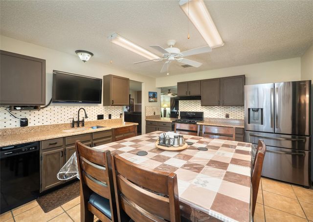1810 Summer Rain DR, Cedar Park, TX 78613