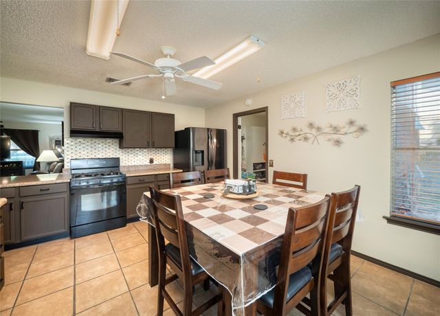 1810 Summer Rain DR, Cedar Park, TX 78613