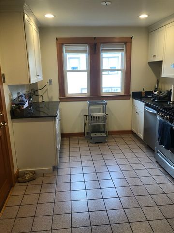 98 Warwick Road 98, Newton, MA 02465