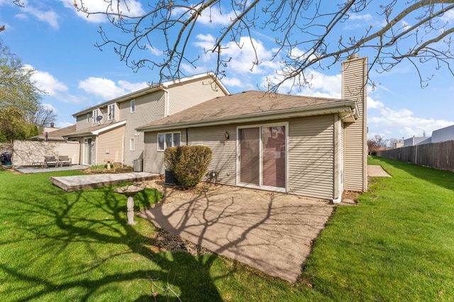 823 Spruce Lane, Schererville, IN 46375